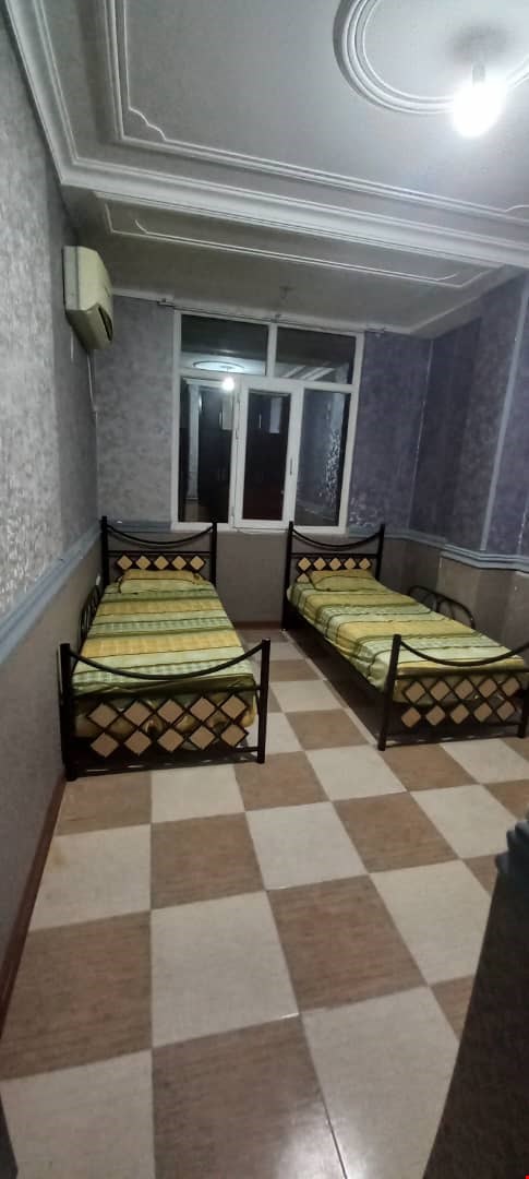  کاربری   - مسکونی  - آپارتمان  - موجود  - 2 اتاق  - 2طبقه  - شمالی،جنوبی(دوکله)  - مبله  - پارکینک  - آسانسور 