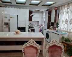  کاربری   - مسکونی  - آپارتمان  - موجود  - 3 اتاق  - 5طبقه  - جنوبی  - فقط تصویر دار  - پارکینک  - آسانسور  - انباری 
